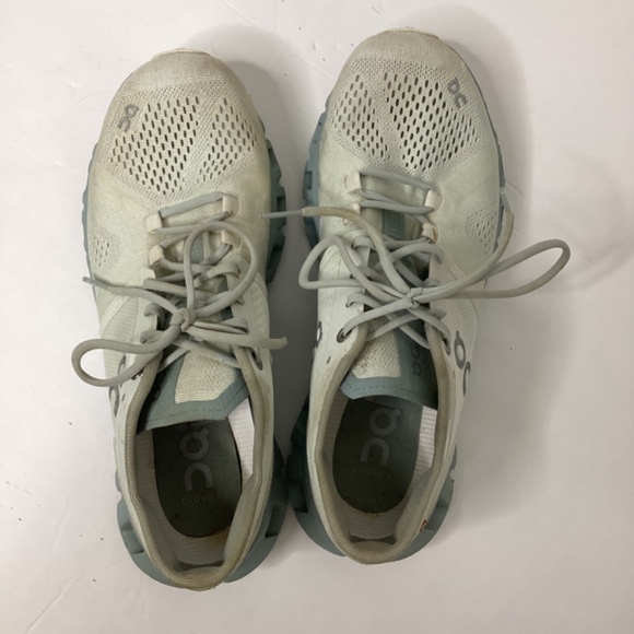 On Cloud X Womens Running Athletic Shoes Ivory Blue 8.5 Stains Shoes do have spo - Picture 5 of 8